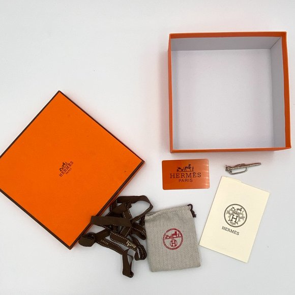 Authentic Hermes Gift Box with Ribbon, Cards, Dustbag—7.5 square x 2.25" - Picture 9 of 10